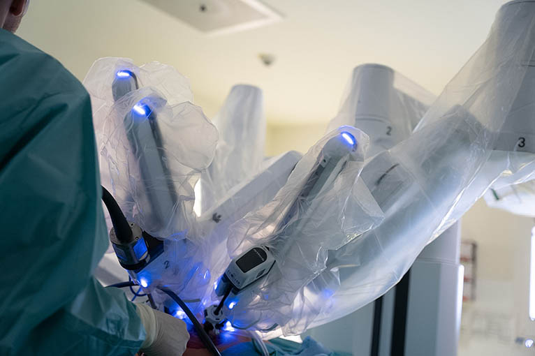 Nierentumorchirurgie mit dem DaVinci OP Roboter closeup